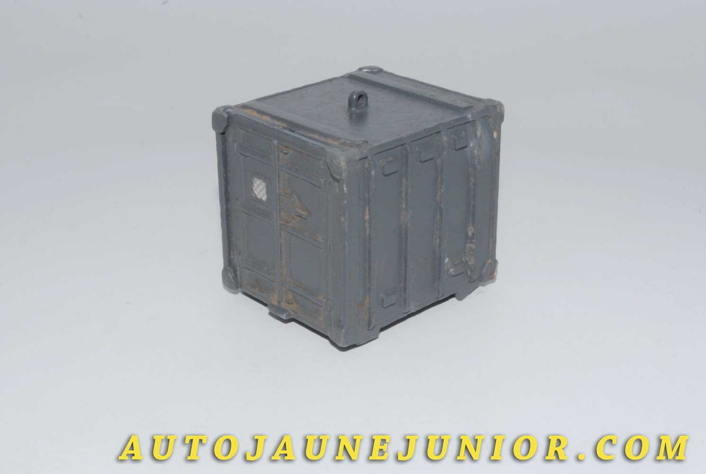 Le #4602 - Dinky Toys - Berliet - Container Type 2 est en vente sur Auto Jaune Junior ! Découvrez nos collections de diecast Dinky-Toys, Corgi, Corgi-Toys, Solido, Norev… Découvrez notre magasin physique , AutoJaune Paris, ouvert en 1984 par Vincent Espinasse. 41 rue Cavendish, 75019 Paris. Tel : 01 42 40 61 23. Ouvert les mardi et vendredi de 13h à 19h. 