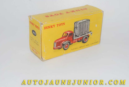 Le #4616 - Dinky Toys - Berliet - Plateau Berliet avec Container est en vente sur Auto Jaune Junior ! Découvrez nos collections de diecast Dinky-Toys, Corgi, Corgi-Toys, Solido, Norev… Découvrez notre magasin physique , AutoJaune Paris, ouvert en 1984 par Vincent Espinasse. 41 rue Cavendish, 75019 Paris. Tel : 01 42 40 61 23. Ouvert les mardi et vendredi de 13h à 19h. 