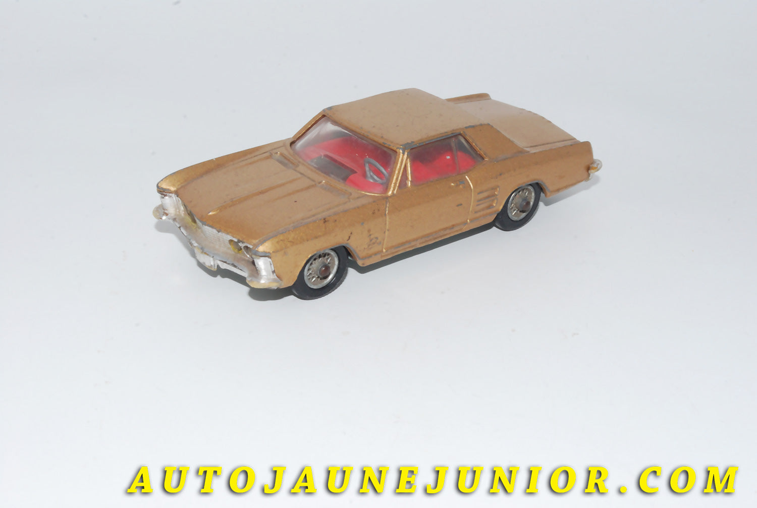 Le #4633 - Corgi Toys - Buick - Rivera Coupé est en vente sur Auto Jaune Junior ! Découvrez nos collections de diecast Dinky-Toys, Corgi, Corgi-Toys, Solido, Norev… Découvrez notre magasin physique , AutoJaune Paris, ouvert en 1984 par Vincent Espinasse. 41 rue Cavendish, 75019 Paris. Tel : 01 42 40 61 23. Ouvert les mardi et vendredi de 13h à 19h. 
