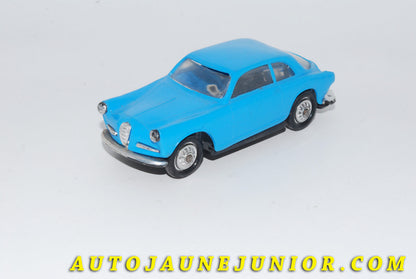 Le #4655 - Norev - Alfa Roméo  - Giuletta Sprint 1300 est en vente sur Auto Jaune Junior ! Découvrez nos collections de diecast Dinky-Toys, Corgi, Corgi-Toys, Solido, Norev… Découvrez notre magasin physique , AutoJaune Paris, ouvert en 1984 par Vincent Espinasse. 41 rue Cavendish, 75019 Paris. Tel : 01 42 40 61 23. Ouvert les mardi et vendredi de 13h à 19h. 