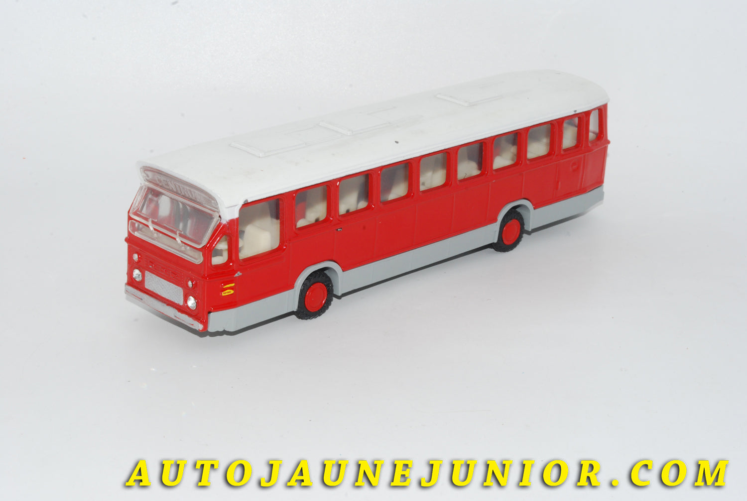 Le #4716 - Lion Car - DAF - Citybus (premier type) est en vente sur Auto Jaune Junior ! Découvrez nos collections de diecast Dinky-Toys, Corgi, Corgi-Toys, Solido, Norev… Découvrez notre magasin physique , AutoJaune Paris, ouvert en 1984 par Vincent Espinasse. 41 rue Cavendish, 75019 Paris. Tel : 01 42 40 61 23. Ouvert les mardi et vendredi de 13h à 19h. 