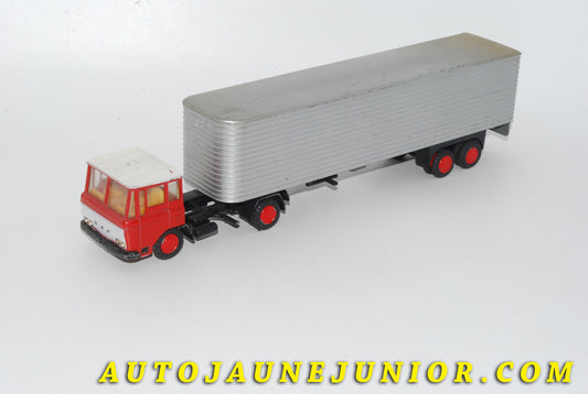 Le #4718 - Lion Car - DAF - Camion Eurotrailer 2600 Semi remorque Fourgon est en vente sur Auto Jaune Junior ! Découvrez nos collections de diecast Dinky-Toys, Corgi, Corgi-Toys, Solido, Norev… Découvrez notre magasin physique , AutoJaune Paris, ouvert en 1984 par Vincent Espinasse. 41 rue Cavendish, 75019 Paris. Tel : 01 42 40 61 23. Ouvert les mardi et vendredi de 13h à 19h. 