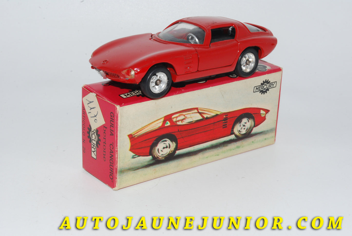 Le #4771 - Mercury - Alfa Roméo  - Giulia Canguro Bertone est en vente sur Auto Jaune Junior ! Découvrez nos collections de diecast Dinky-Toys, Corgi, Corgi-Toys, Solido, Norev… Découvrez notre magasin physique , AutoJaune Paris, ouvert en 1984 par Vincent Espinasse. 41 rue Cavendish, 75019 Paris. Tel : 01 42 40 61 23. Ouvert les mardi et vendredi de 13h à 19h. 