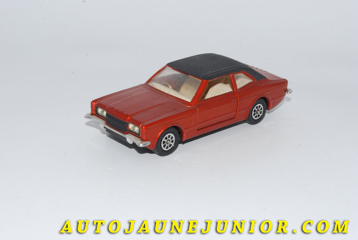 Le #4784 - Corgi Toys - Ford - Ford Cortina GXL (Graham Hill's) est en vente sur Auto Jaune Junior ! Découvrez nos collections de diecast Dinky-Toys, Corgi, Corgi-Toys, Solido, Norev… Découvrez notre magasin physique , AutoJaune Paris, ouvert en 1984 par Vincent Espinasse. 41 rue Cavendish, 75019 Paris. Tel : 01 42 40 61 23. Ouvert les mardi et vendredi de 13h à 19h. 