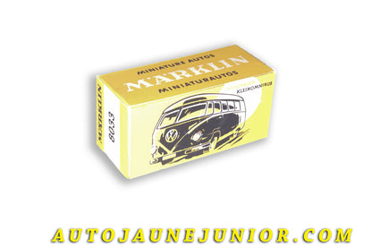 Le Märklin Volkswagen Boite vide Märklin (Repro) est en vente sur Auto Jaune Junior ! Découvrez nos collections de diecast Dinky-Toys, Corgi, Corgi-Toys, Solido, Norev… AutoJaune Junior ; Retrouvez AutoJauneJunior au magasin AutoJaune Paris, ouvert en 1984 par Vincent Espinasse. 
