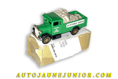 Le Corgi Toys Morris Camion Ridelles "Suttons Seeds" est en vente sur Auto Jaune Junior ! Découvrez nos collections de diecast Dinky-Toys, Corgi, Corgi-Toys, Solido, Norev… AutoJaune Junior ; Retrouvez AutoJauneJunior au magasin AutoJaune Paris, ouvert en 1984 par Vincent Espinasse. 