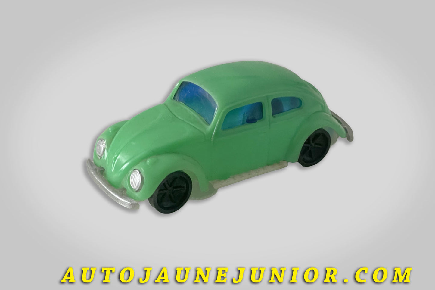 Le Hong-Kong Volkswagen 1200'63 est en vente sur Auto Jaune Junior ! Découvrez nos collections de diecast Dinky-Toys, Corgi, Corgi-Toys, Solido, Norev… AutoJaune Junior ; Retrouvez AutoJauneJunior au magasin AutoJaune Paris, ouvert en 1984 par Vincent Espinasse. 