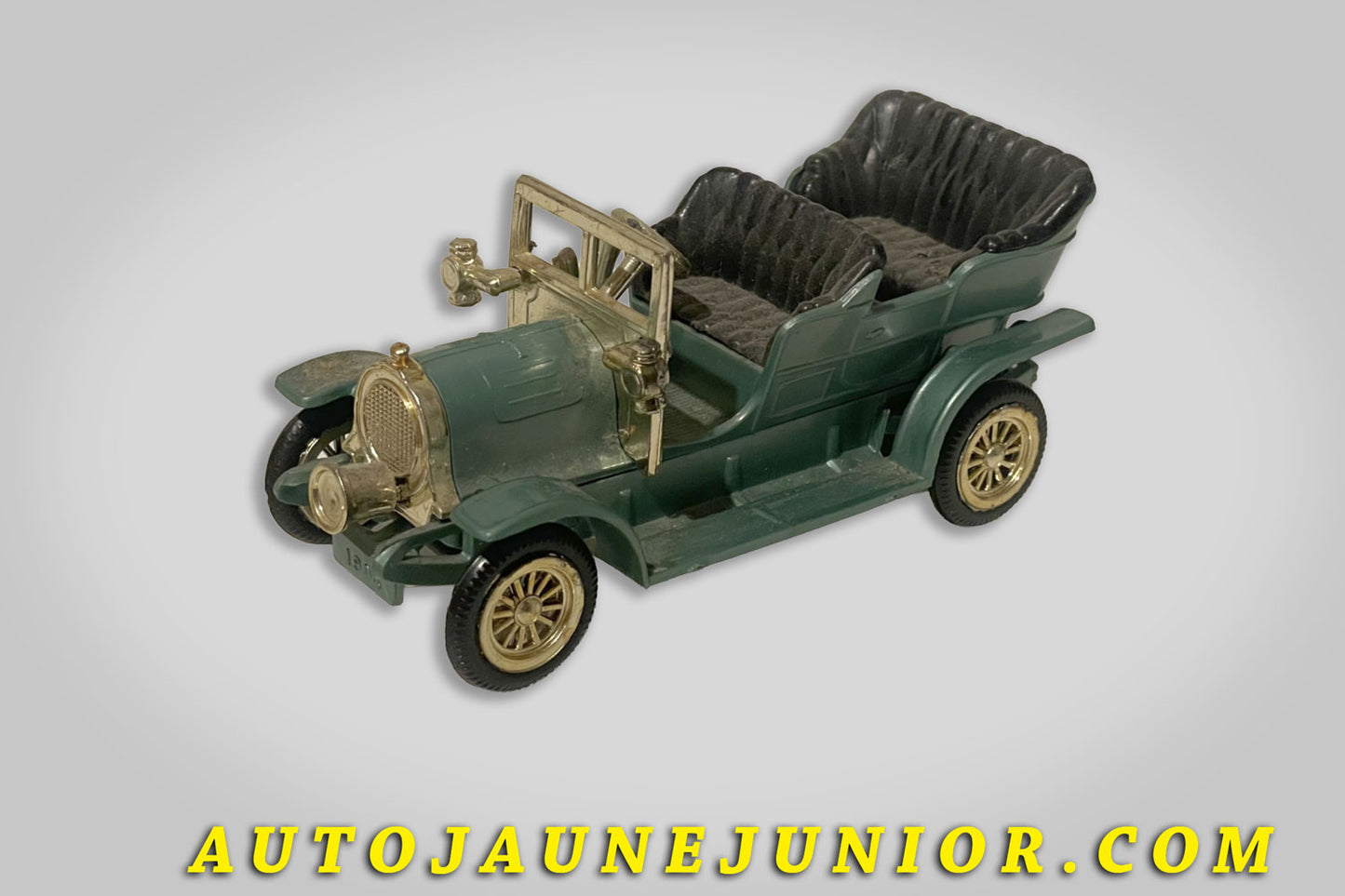 Le Cragstan Spyker  Torpédo 4 places 1904 est en vente sur Auto Jaune Junior ! Découvrez nos collections de diecast Dinky-Toys, Corgi, Corgi-Toys, Solido, Norev… AutoJaune Junior ; Retrouvez AutoJauneJunior au magasin AutoJaune Paris, ouvert en 1984 par Vincent Espinasse. 