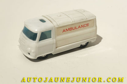 Le Petrel Commer 3/4 Ton Ambulance est en vente sur Auto Jaune Junior ! Découvrez nos collections de diecast Dinky-Toys, Corgi, Corgi-Toys, Solido, Norev… AutoJaune Junior ; Retrouvez AutoJauneJunior au magasin AutoJaune Paris, ouvert en 1984 par Vincent Espinasse. 