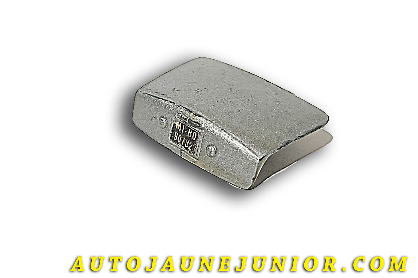 Le Mercury Inconnu capot  arrière  est en vente sur Auto Jaune Junior ! Découvrez nos collections de diecast Dinky-Toys, Corgi, Corgi-Toys, Solido, Norev… AutoJaune Junior ; Retrouvez AutoJauneJunior au magasin AutoJaune Paris, ouvert en 1984 par Vincent Espinasse. 