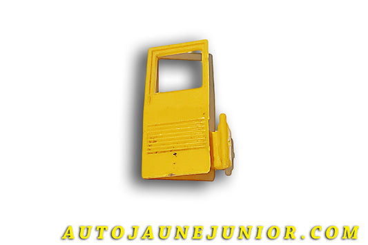 Le Norev Peugeot Porte ouvrante arrière - Fourgon J7 est en vente sur Auto Jaune Junior ! Découvrez nos collections de diecast Dinky-Toys, Corgi, Corgi-Toys, Solido, Norev… Retrouvez AutoJauneJunior au magasin AutoJaune Paris, ouvert en 1984 par Vincent Espinasse. 