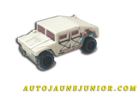 Le Hot Wheels Tout Terrain Engin blindé "Monster Mission" 2013 est en vente sur Auto Jaune Junior ! Découvrez nos collections de diecast Dinky-Toys, Corgi, Corgi-Toys, Solido, Norev… AutoJaune Junior ; Retrouvez AutoJauneJunior au magasin AutoJaune Paris, ouvert en 1984 par Vincent Espinasse. 