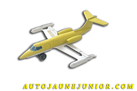 Le Matchbox LearJet Avion d'Affaire Biréacteurs "D-ILDE" est en vente sur Auto Jaune Junior ! Découvrez nos collections de diecast Dinky-Toys, Corgi, Corgi-Toys, Solido, Norev… AutoJaune Junior ; Retrouvez AutoJauneJunior au magasin AutoJaune Paris, ouvert en 1984 par Vincent Espinasse. 