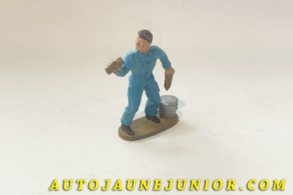 Le Starlux Personnage Laveur de voitures est en vente sur Auto Jaune Junior ! Découvrez nos collections de diecast Dinky-Toys, Corgi, Corgi-Toys, Solido, Norev… AutoJaune Junior ; Retrouvez AutoJauneJunior au magasin AutoJaune Paris, ouvert en 1984 par Vincent Espinasse. 