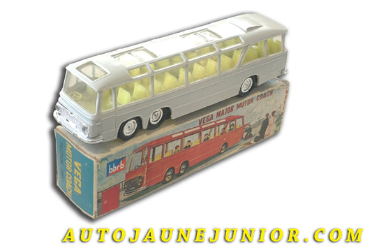 Le BBRB Vega Major Autocar à Friction est en vente sur Auto Jaune Junior ! Découvrez nos collections de diecast Dinky-Toys, Corgi, Corgi-Toys, Solido, Norev… AutoJaune Junior ; Retrouvez AutoJauneJunior au magasin AutoJaune Paris, ouvert en 1984 par Vincent Espinasse. 