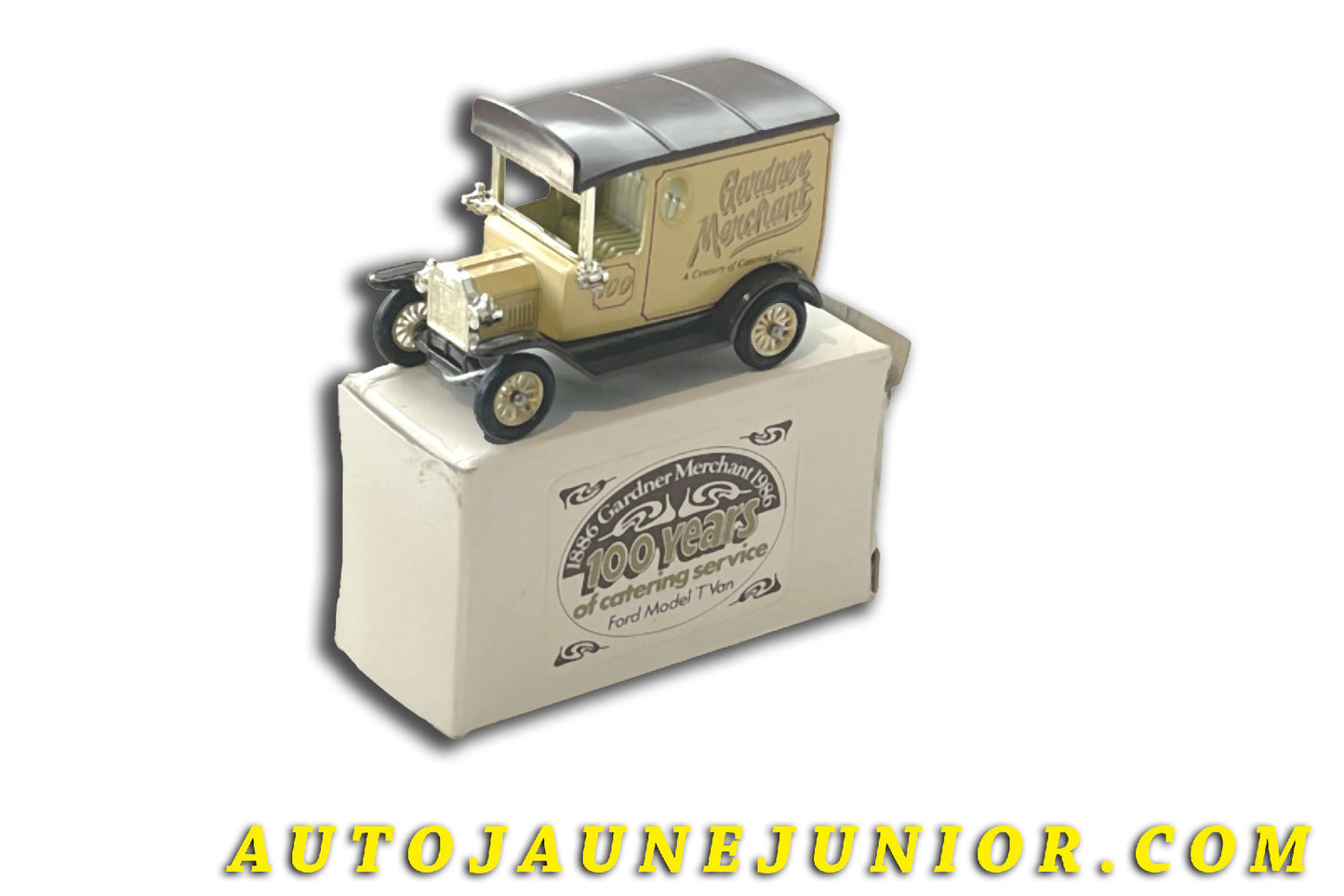 Le Lledo Ford T -Promotionnel - "Gardner Merchant" est en vente sur Auto Jaune Junior ! Découvrez nos collections de diecast Dinky-Toys, Corgi, Corgi-Toys, Solido, Norev… AutoJaune Junior ; Retrouvez AutoJauneJunior au magasin AutoJaune Paris, ouvert en 1984 par Vincent Espinasse. 