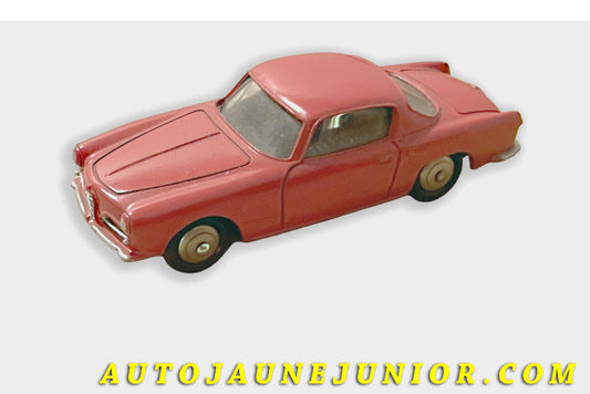 Le Dinky Toys Alfa Roméo  1900 Coupé est en vente sur Auto Jaune Junior ! Découvrez nos collections de diecast Dinky-Toys, Corgi, Corgi-Toys, Solido, Norev… AutoJaune Junior ; Retrouvez AutoJauneJunior au magasin AutoJaune Paris, ouvert en 1984 par Vincent Espinasse. 