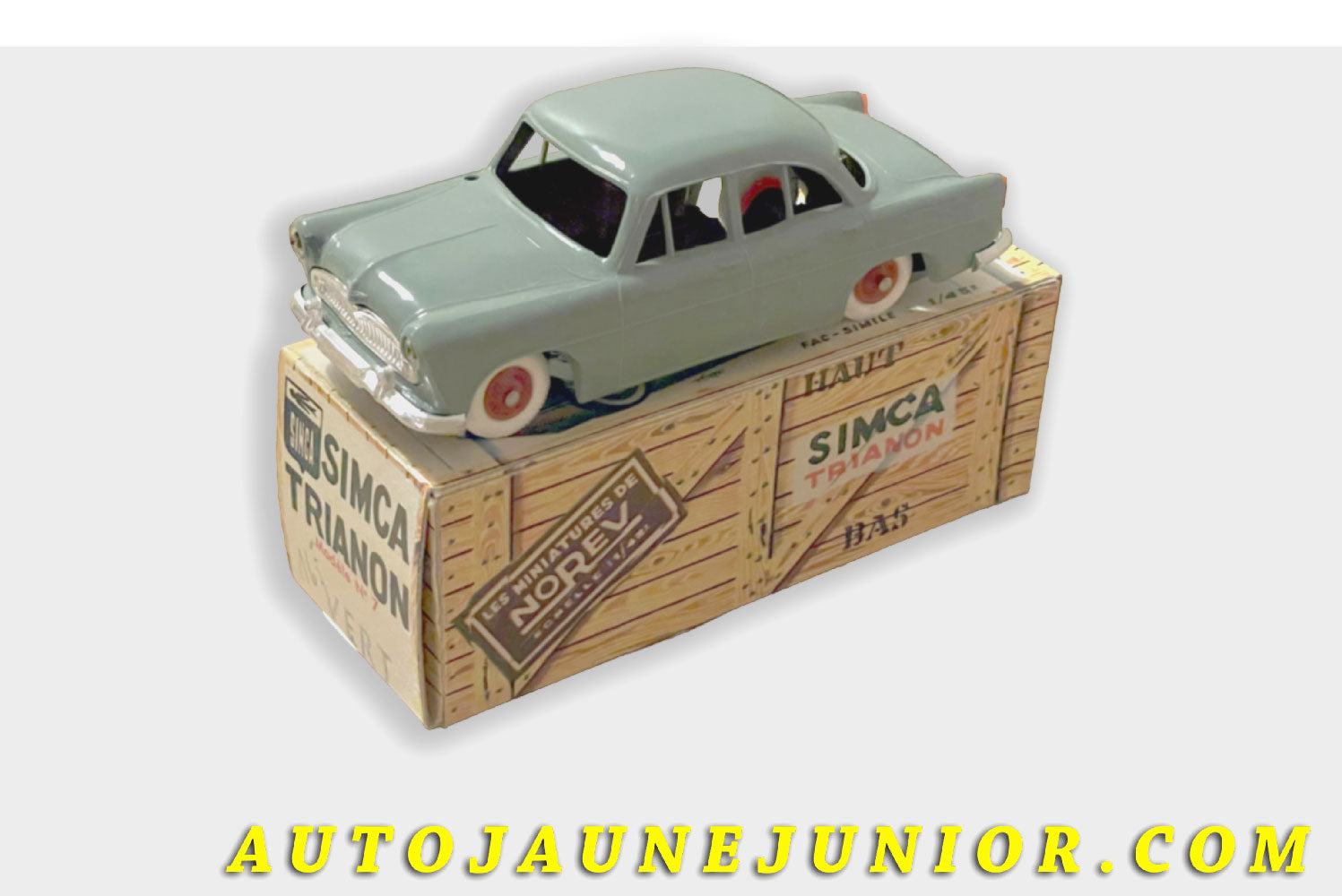 Le Norev Simca Trianon Berline est en vente sur Auto Jaune Junior ! Découvrez nos collections de diecast Dinky-Toys, Corgi, Corgi-Toys, Solido, Norev… AutoJaune Junior ; Retrouvez AutoJauneJunior au magasin AutoJaune Paris, ouvert en 1984 par Vincent Espinasse. 