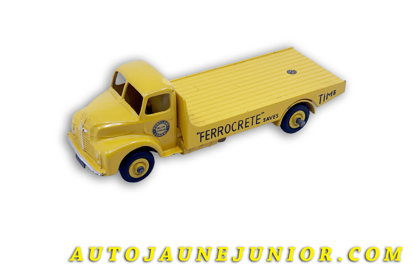 Le Dinky Toys Leyland Comet plateau Ferrocrete est en vente sur Auto Jaune Junior ! Découvrez nos collections de diecast Dinky-Toys, Corgi, Corgi-Toys, Solido, Norev… AutoJaune Junior ; Retrouvez AutoJauneJunior au magasin AutoJaune Paris, ouvert en 1984 par Vincent Espinasse. 