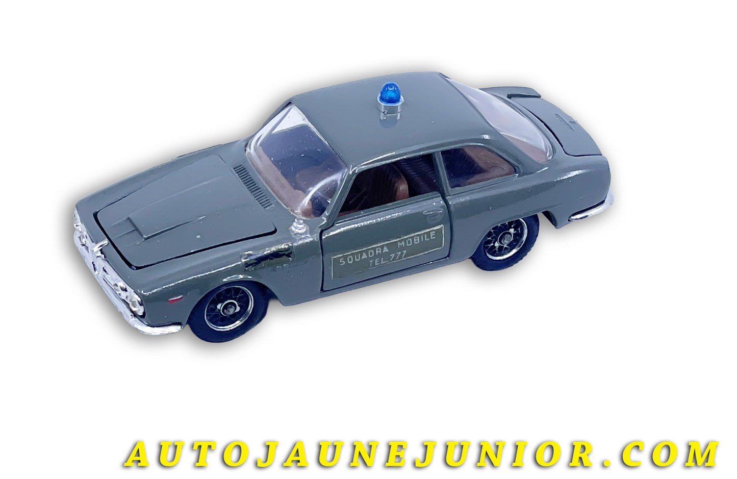 Le Politoys Alfa Roméo  2600 coupé Police Srpint Bertone est en vente sur Auto Jaune Junior ! Découvrez nos collections de diecast Dinky-Toys, Corgi, Corgi-Toys, Solido, Norev… AutoJaune Junior ; Retrouvez AutoJauneJunior au magasin AutoJaune Paris, ouvert en 1984 par Vincent Espinasse. 