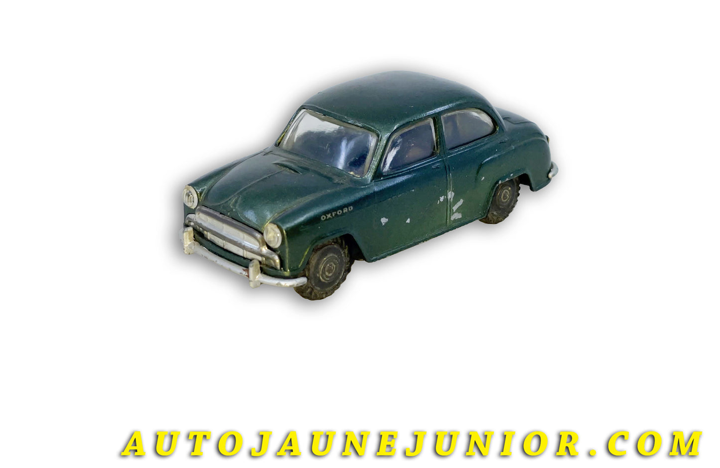 Le Tekno Morris Oxford berline est en vente sur Auto Jaune Junior ! Découvrez nos collections de diecast Dinky-Toys, Corgi, Corgi-Toys, Solido, Norev… AutoJaune Junior ; Retrouvez AutoJauneJunior au magasin AutoJaune Paris, ouvert en 1984 par Vincent Espinasse. 