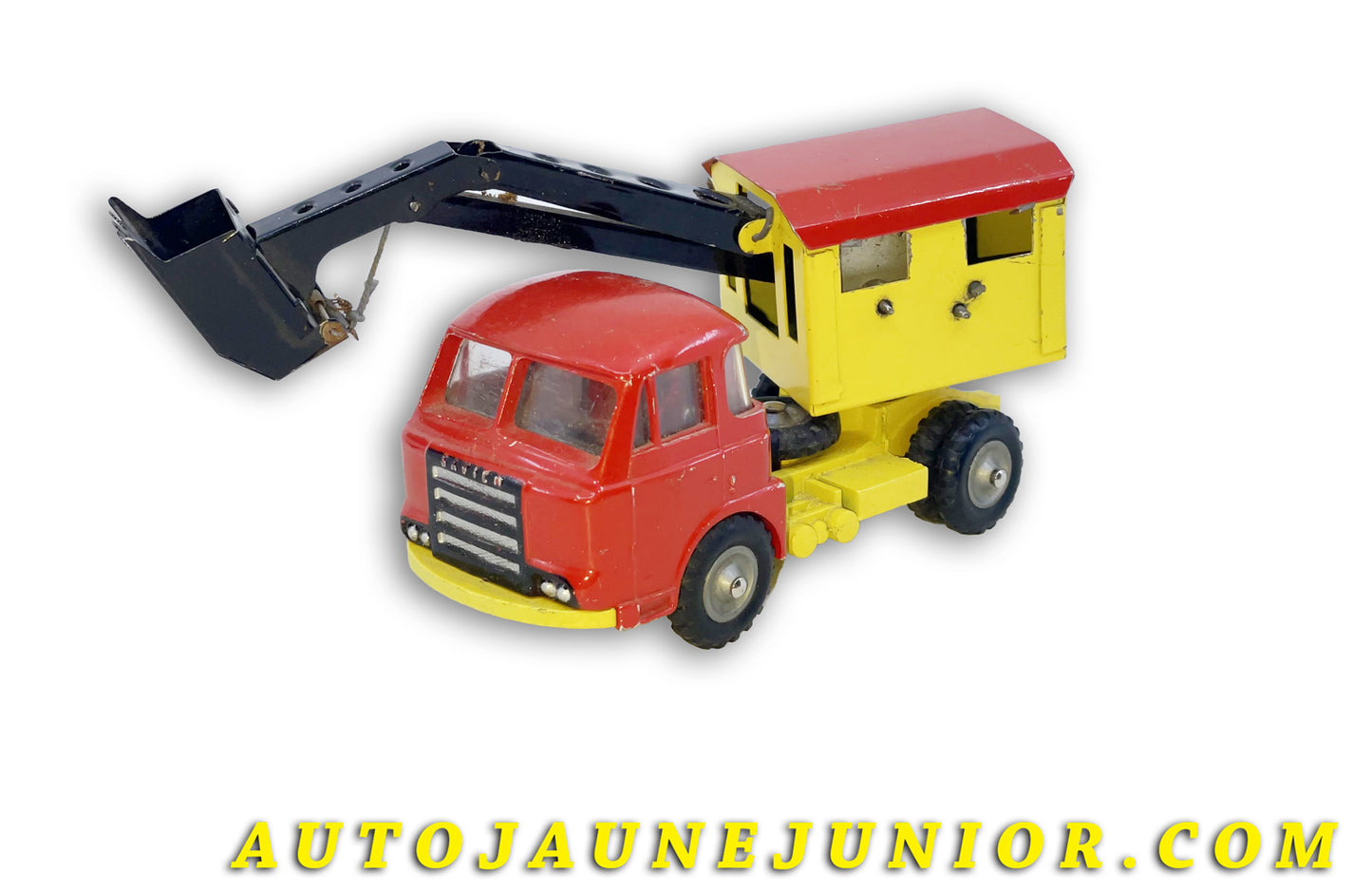 Le C-I-J Saviem JL20 camion pelle en butte est en vente sur Auto Jaune Junior ! Découvrez nos collections de diecast Dinky-Toys, Corgi, Corgi-Toys, Solido, Norev… AutoJaune Junior ; Retrouvez AutoJauneJunior au magasin AutoJaune Paris, ouvert en 1984 par Vincent Espinasse. 