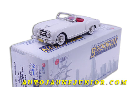 Le Brooklin Nash Healey Roaster "White" est en vente sur Auto Jaune Junior ! Découvrez nos collections de diecast Dinky-Toys, Corgi, Corgi-Toys, Solido, Norev… AutoJaune Junior ; Retrouvez AutoJauneJunior au magasin AutoJaune Paris, ouvert en 1984 par Vincent Espinasse. 