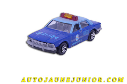 Le Galco Ford Taunus Coupé Ghia "Policia"  (Argentine) est en vente sur Auto Jaune Junior ! Découvrez nos collections de diecast Dinky-Toys, Corgi, Corgi-Toys, Solido, Norev… AutoJaune Junior ; Retrouvez AutoJauneJunior au magasin AutoJaune Paris, ouvert en 1984 par Vincent Espinasse. 