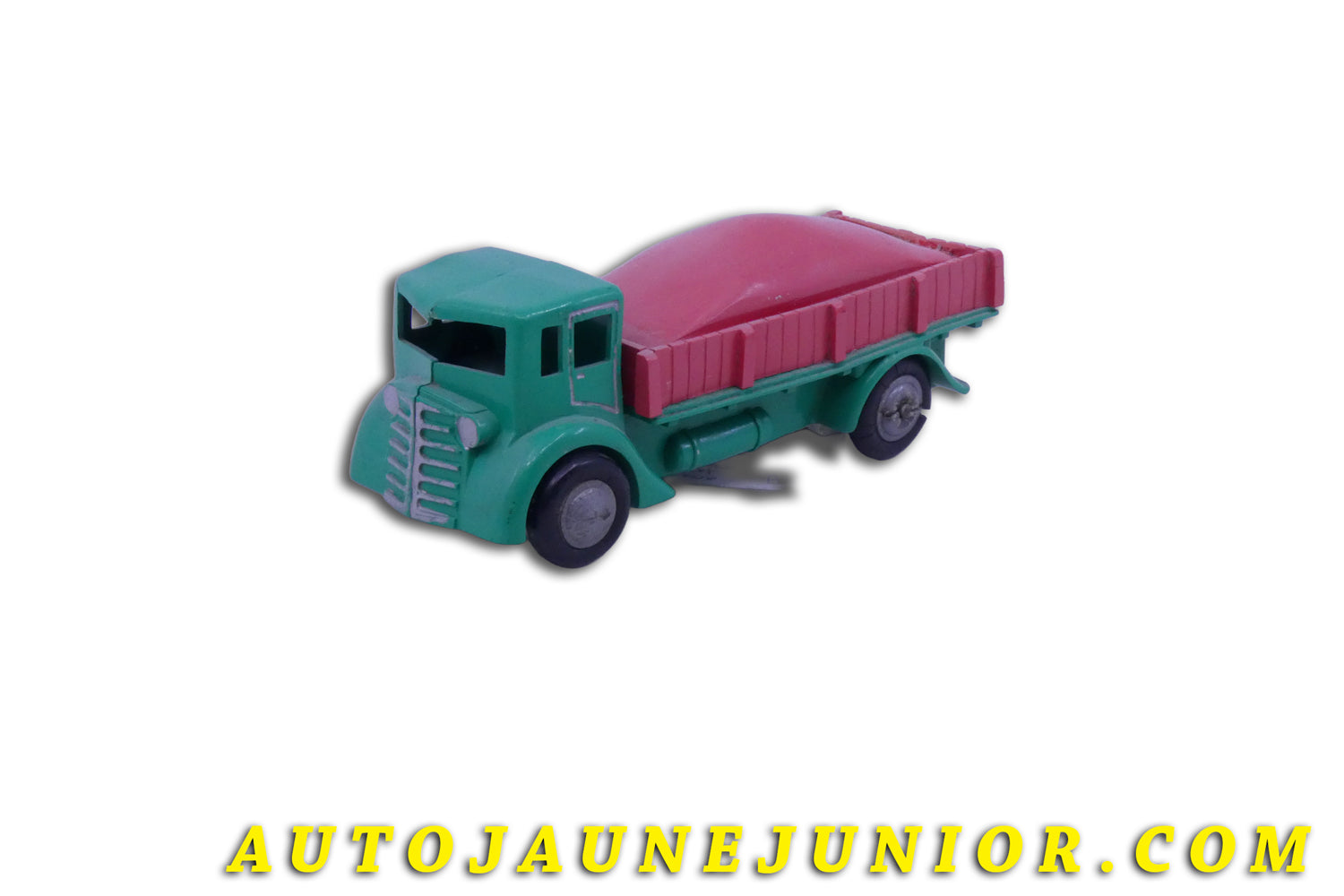 Le Elmont Guy Camion Ridellles avec chargement (à friction) est en vente sur Auto Jaune Junior ! Découvrez nos collections de diecast Dinky-Toys, Corgi, Corgi-Toys, Solido, Norev… AutoJaune Junior ; Retrouvez AutoJauneJunior au magasin AutoJaune Paris, ouvert en 1984 par Vincent Espinasse. 
