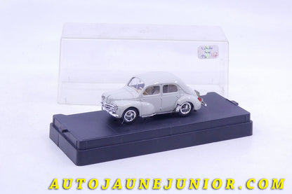 Le #5306 - Solido - Renault - 4 CV Edition Limité 50 ans  est en vente sur Auto Jaune Junior ! Découvrez nos collections de diecast Dinky-Toys, Corgi, Corgi-Toys, Solido, Norev… Découvrez notre magasin physique , AutoJaune Paris, ouvert en 1984 par Vincent Espinasse. 41 rue Cavendish, 75019 Paris. Tel : 01 42 40 61 23. Ouvert les mardi et vendredi de 13h à 19h. 