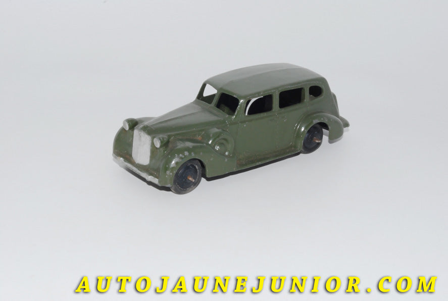 Le #5511 - Dinky Toys - Packard - Super Eight est en vente sur Auto Jaune Junior ! Découvrez nos collections de diecast Dinky-Toys, Corgi, Corgi-Toys, Solido, Norev… Découvrez notre magasin physique , AutoJaune Paris, ouvert en 1984 par Vincent Espinasse. 41 rue Cavendish, 75019 Paris. Tel : 01 42 40 61 23. Ouvert les mardi et vendredi de 13h à 19h. 