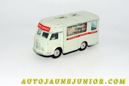Le #5517 - Corgi Toys - Karrier Bantam - Fourgon 'Smith's  Mobile Shop'  Home Service est en vente sur Auto Jaune Junior ! Découvrez nos collections de diecast Dinky-Toys, Corgi, Corgi-Toys, Solido, Norev… Découvrez notre magasin physique , AutoJaune Paris, ouvert en 1984 par Vincent Espinasse. 41 rue Cavendish, 75019 Paris. Tel : 01 42 40 61 23. Ouvert les mardi et vendredi de 13h à 19h. 