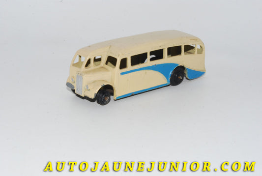 Le #5537 - Dinky Toys - AEC - Car demi -Cabine (Half Cab) est en vente sur Auto Jaune Junior ! Découvrez nos collections de diecast Dinky-Toys, Corgi, Corgi-Toys, Solido, Norev… Découvrez notre magasin physique , AutoJaune Paris, ouvert en 1984 par Vincent Espinasse. 41 rue Cavendish, 75019 Paris. Tel : 01 42 40 61 23. Ouvert les mardi et vendredi de 13h à 19h. 