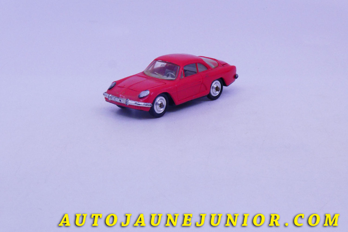 Le #6164 - Norev - Renault - Alpine 1300 est en vente sur Auto Jaune Junior ! Découvrez nos collections de diecast Dinky-Toys, Corgi, Corgi-Toys, Solido, Norev… Découvrez notre magasin physique , AutoJaune Paris, ouvert en 1984 par Vincent Espinasse. 41 rue Cavendish, 75019 Paris. Tel : 01 42 40 61 23. Ouvert les mardi et vendredi de 13h à 19h. 