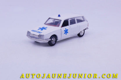 Le #6211 - Luso Toys - Citroën - GS 1220 Break Pallas Ambulance est en vente sur Auto Jaune Junior ! Découvrez nos collections de diecast Dinky-Toys, Corgi, Corgi-Toys, Solido, Norev… Découvrez notre magasin physique , AutoJaune Paris, ouvert en 1984 par Vincent Espinasse. 41 rue Cavendish, 75019 Paris. Tel : 01 42 40 61 23. Ouvert les mardi et vendredi de 13h à 19h. 