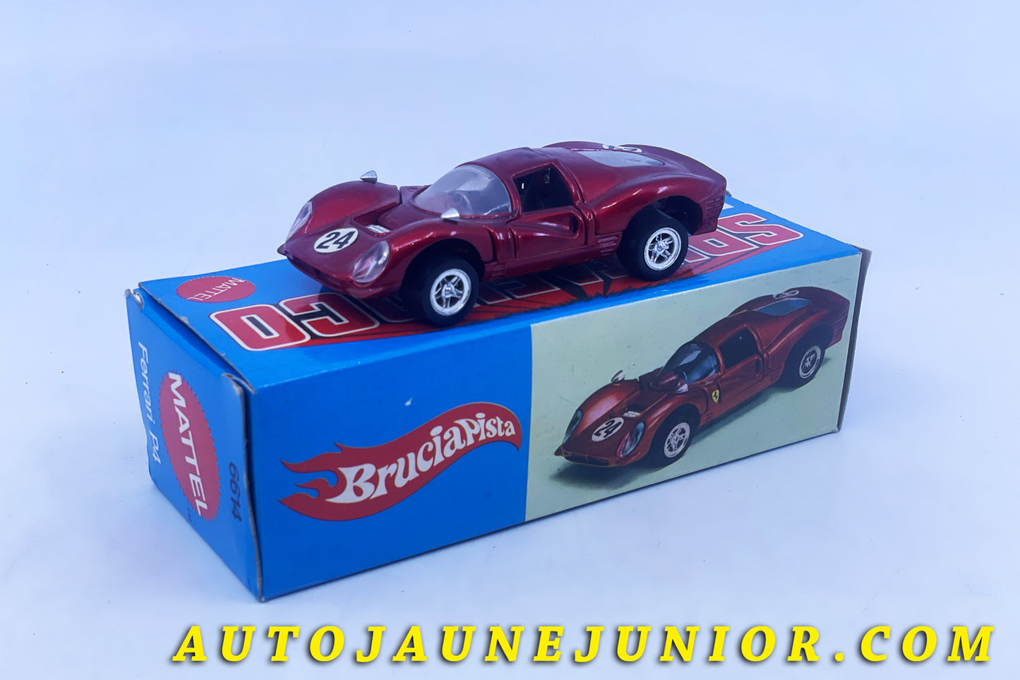 Le #6307 - Mebetoys - Ferrari - 330P4 Bruciapista  est en vente sur Auto Jaune Junior ! Découvrez nos collections de diecast Dinky-Toys, Corgi, Corgi-Toys, Solido, Norev… Découvrez notre magasin physique , AutoJaune Paris, ouvert en 1984 par Vincent Espinasse. 41 rue Cavendish, 75019 Paris. Tel : 01 42 40 61 23. Ouvert les mardi et vendredi de 13h à 19h. 