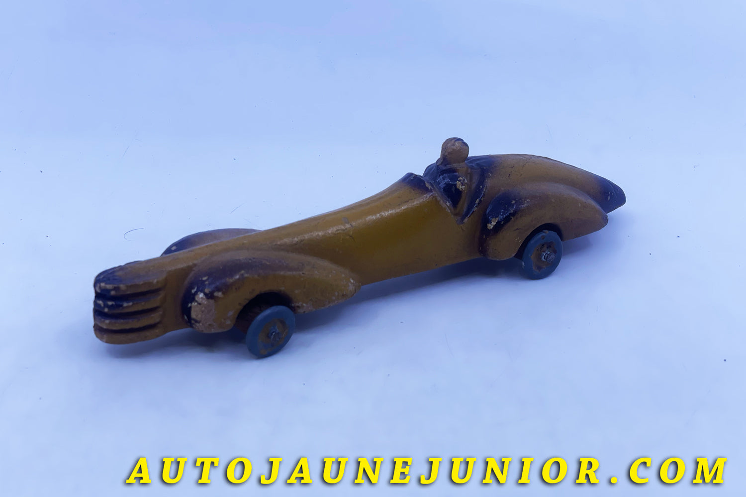 Le #6308 - Fabriquant inconnu Britanique - Auto de Recaord - Le monstre ! est en vente sur Auto Jaune Junior ! Découvrez nos collections de diecast Dinky-Toys, Corgi, Corgi-Toys, Solido, Norev… Découvrez notre magasin physique , AutoJaune Paris, ouvert en 1984 par Vincent Espinasse. 41 rue Cavendish, 75019 Paris. Tel : 01 42 40 61 23. Ouvert les mardi et vendredi de 13h à 19h. 