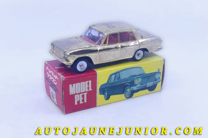 Le #6318 - ATC - Toyopet - Crown Deluxe Gold est en vente sur Auto Jaune Junior ! Découvrez nos collections de diecast Dinky-Toys, Corgi, Corgi-Toys, Solido, Norev… Découvrez notre magasin physique , AutoJaune Paris, ouvert en 1984 par Vincent Espinasse. 41 rue Cavendish, 75019 Paris. Tel : 01 42 40 61 23. Ouvert les mardi et vendredi de 13h à 19h. 