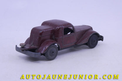 Le Solido Berline Auto démontable est en vente sur Auto Jaune Junior ! Découvrez nos collections de diecast Minialuxe, CIJ, C-I-J, JRD, J-R-D,  Matchbox, Majorette… AutoJaune Junior ; AutoJauneJunior.com : LE site de partage pour les passionés de miniatures et collectionneurs de jouets anciens ! 