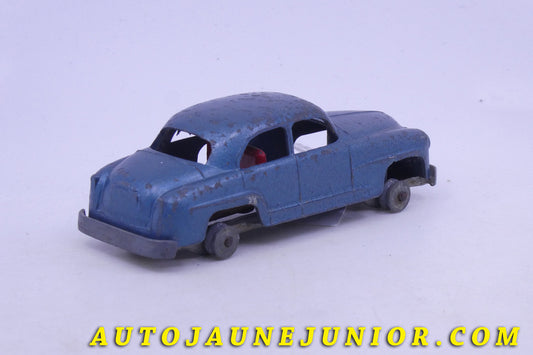 Le Solido Simca Aronde est en vente sur Auto Jaune Junior ! Découvrez nos collections de diecast Minialuxe, CIJ, C-I-J, JRD, J-R-D,  Matchbox, Majorette… AutoJaune Junior ; AutoJauneJunior.com : LE site de partage pour les passionés de miniatures et collectionneurs de jouets anciens ! 