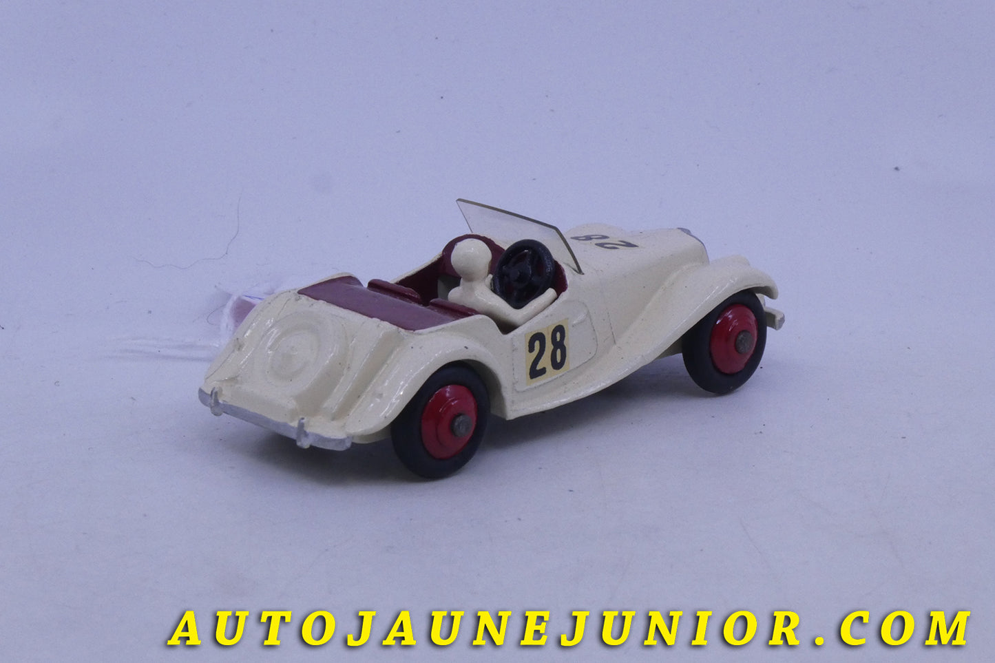 Le Dinky Toys MG TF midget compétition est en vente sur Auto Jaune Junior ! Découvrez nos collections de diecast Minialuxe, CIJ, C-I-J, JRD, J-R-D,  Matchbox, Majorette… AutoJaune Junior ; AutoJauneJunior.com : LE site de partage pour les passionés de miniatures et collectionneurs de jouets anciens ! 