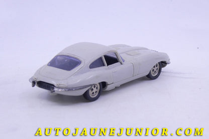Le KDN Jaguar Type E coupé est en vente sur Auto Jaune Junior ! Découvrez nos collections de diecast Minialuxe, CIJ, C-I-J, JRD, J-R-D,  Matchbox, Majorette… AutoJaune Junior ; AutoJauneJunior.com : LE site de partage pour les passionés de miniatures et collectionneurs de jouets anciens ! 