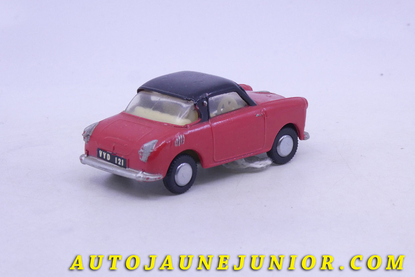 Le Spot-On Goggomobile TS 400 est en vente sur Auto Jaune Junior ! Découvrez nos collections de diecast Minialuxe, CIJ, C-I-J, JRD, J-R-D,  Matchbox, Majorette… AutoJaune Junior ; AutoJauneJunior.com : LE site de partage pour les passionés de miniatures et collectionneurs de jouets anciens ! 