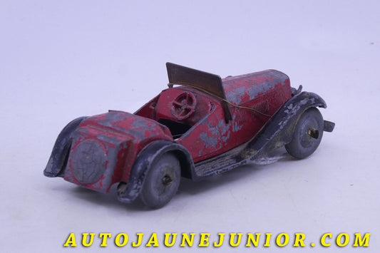 Le Dinky Toys Auto Roadster 2 places est en vente sur Auto Jaune Junior ! Découvrez nos collections de diecast Minialuxe, CIJ, C-I-J, JRD, J-R-D,  Matchbox, Majorette… AutoJauneJunior.com : LE site de partage pour les passionés de miniatures et collectionneurs de jouets anciens ! 