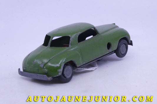 Le Solido Studebaker Champion 1948 (Repeint) est en vente sur Auto Jaune Junior ! Découvrez nos collections de diecast Minialuxe, CIJ, C-I-J, JRD, J-R-D,  Matchbox, Majorette… AutoJaune Junior ; AutoJauneJunior.com : LE site de partage pour les passionés de miniatures et collectionneurs de jouets anciens ! 