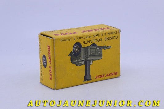 Le Dinky Toys Remorque Cuisine Marion est en vente sur Auto Jaune Junior ! Découvrez nos collections de diecast Minialuxe, CIJ, C-I-J, JRD, J-R-D,  Matchbox, Majorette… AutoJaune Junior ; AutoJauneJunior.com : LE site de partage pour les passionés de miniatures et collectionneurs de jouets anciens ! 