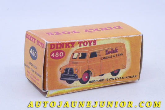 Le Dinky Toys Bedford 10 CWT Kodak - Boite "repro" est en vente sur Auto Jaune Junior ! Découvrez nos collections de diecast Minialuxe, CIJ, C-I-J, JRD, J-R-D,  Matchbox, Majorette… AutoJaune Junior ; AutoJauneJunior.com : LE site de partage pour les passionés de miniatures et collectionneurs de jouets anciens ! 