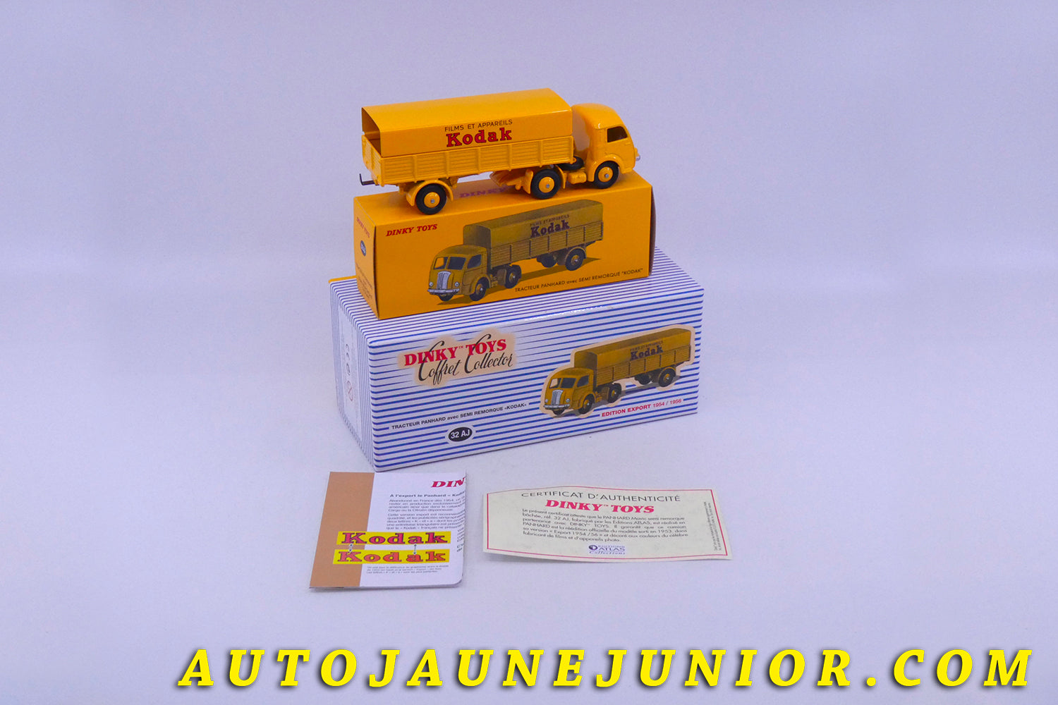 Le Atlas Panhard Coffret Collector Semi remorque Kodak est en vente sur Auto Jaune Junior ! Découvrez nos collections de diecast Minialuxe, CIJ, C-I-J, JRD, J-R-D,  Matchbox, Majorette… AutoJaune Junior ; AutoJauneJunior.com : LE site de partage pour les passionés de miniatures et collectionneurs de jouets anciens ! 