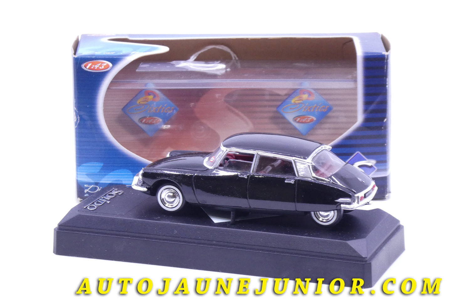 Le Solido Citroën DS "Officielle" est en vente sur Auto Jaune Junior ! Découvrez nos collections de diecast Minialuxe, CIJ, C-I-J, JRD, J-R-D,  Matchbox, Majorette… AutoJauneJunior.com : LE site de partage pour les passionés de miniatures et collectionneurs de jouets anciens ! 