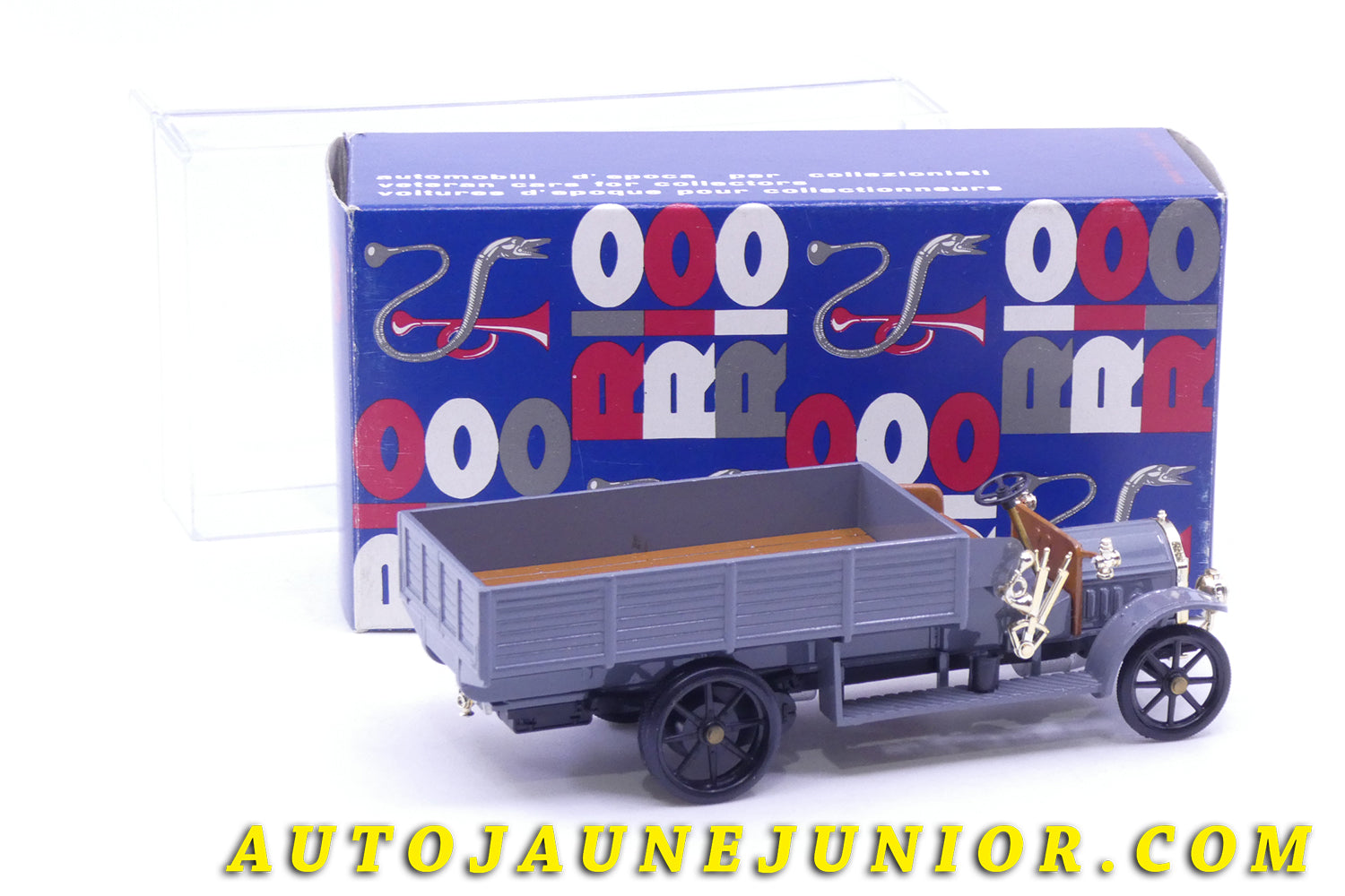 Le Rio Fiat Autocar Civile 18BL est en vente sur Auto Jaune Junior ! Découvrez nos collections de diecast Minialuxe, CIJ, C-I-J, JRD, J-R-D,  Matchbox, Majorette… AutoJaune Junior ; AutoJauneJunior.com : LE site de partage pour les passionés de miniatures et collectionneurs de jouets anciens ! 